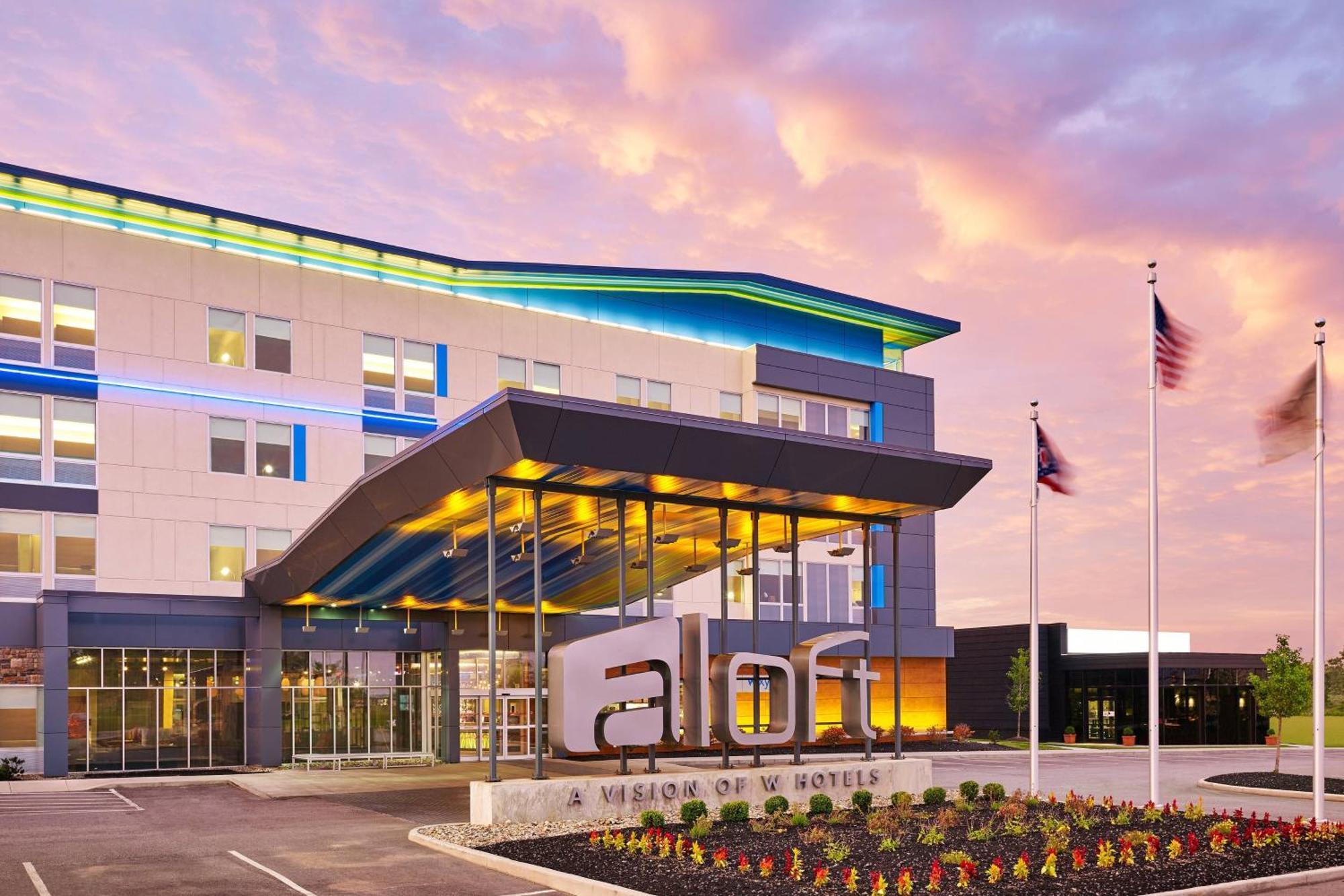 Aloft Beachwood Exterior photo